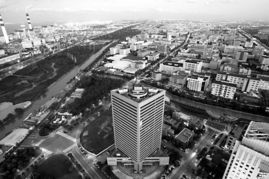 上海自貿(mào)區(qū) 中國(guó)外貿(mào)躍上新臺(tái)階