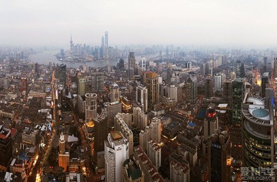 上海自貿區驅動房地產市場躍升，三年內均價突破四萬大關